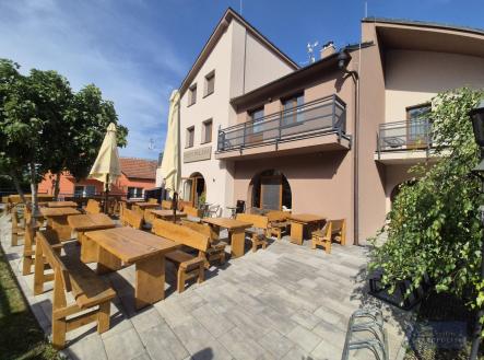 Pronájem - hotel, 822 m²