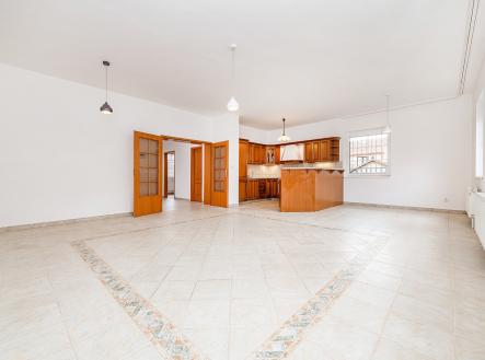 foto: 3 | Pronájem - dům/vila, 300 m²