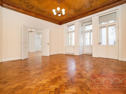 Pronájem bytu, 4+1, 151 m² obrázek