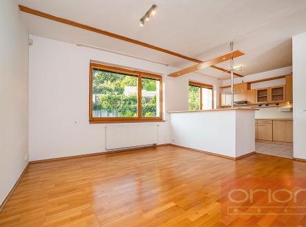 Pronájem - dům/vila, 270 m² obrázek