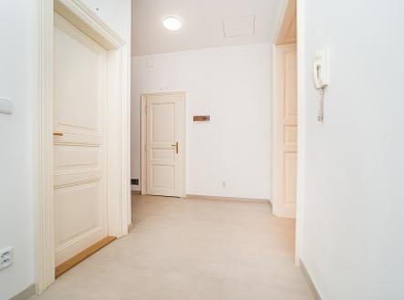 foto: 3 | Pronájem - kanceláře, 64 m²