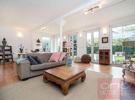 foto: 1 | Pronájem - dům/vila, 288 m²
