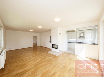 foto: 2 | Pronájem - dům/vila, 280 m²