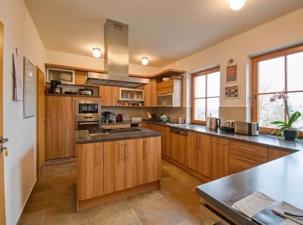 foto: 2 | Pronájem - dům/vila, 350 m²