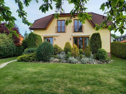 Pronájem - dům/vila, 300 m² obrázek