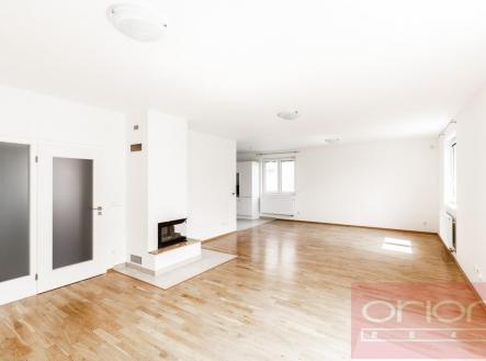foto: 2 | Pronájem - dům/vila, 350 m²