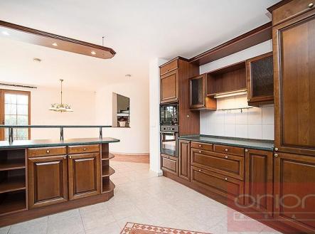 foto: 3 | Pronájem - dům/vila, 390 m²