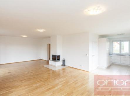 foto: 1 | Pronájem - dům/vila, 350 m²