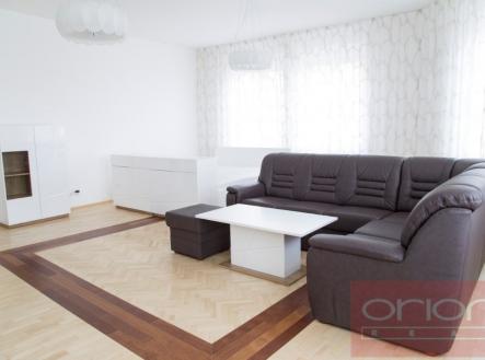 Pronájem bytu, 2+1, 121 m² obrázek