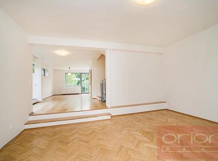 foto: 4 | Pronájem - dům/vila, 230 m²