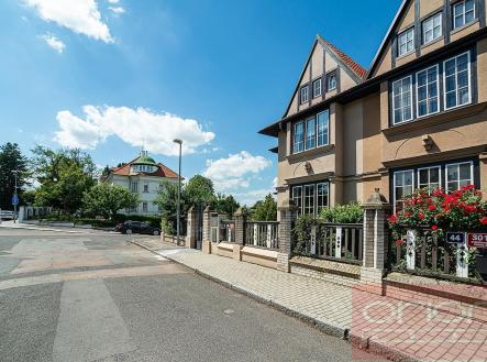 foto: 2 | Pronájem - dům/vila, 220 m²