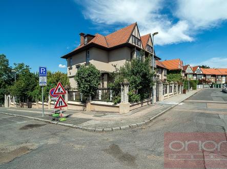 foto: 3 | Pronájem - dům/vila, 220 m²