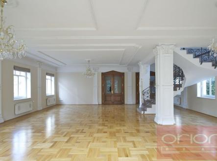 foto: 2 | Pronájem - dům/vila, 338 m²