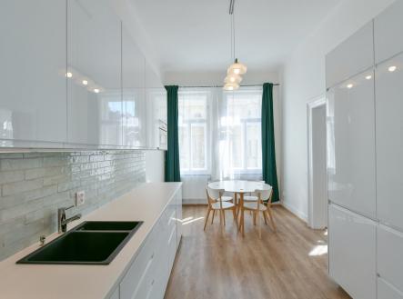 foto: 1 | Pronájem bytu, 3+1, 101 m²