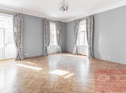 foto: 2 | Pronájem - dům/vila, 828 m²