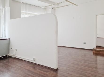 foto: 1 | Pronájem - kanceláře, 64 m²