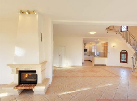 foto: 2 | Pronájem - dům/vila, 243 m²