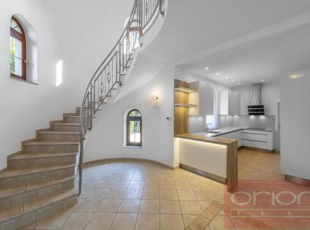 foto: 4 | Pronájem - dům/vila, 243 m²