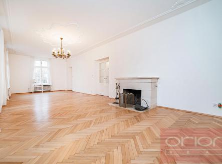 foto: 2 | Pronájem - dům/vila, 350 m²