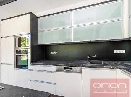 foto: 3 | Pronájem - dům/vila, 360 m²
