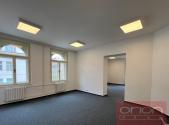 Pronájem - kanceláře, 77 m²