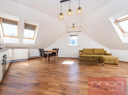 foto: 1 | Pronájem bytu, 3+kk, 101 m²