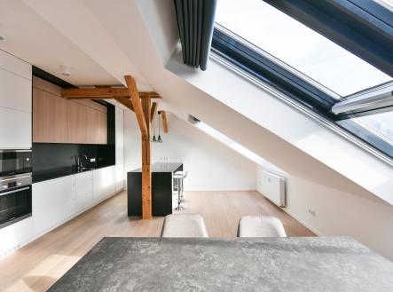 Pronájem bytu, 3+kk, 156 m² obrázek