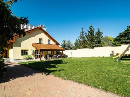foto: 1 | Pronájem - dům/vila, 250 m²