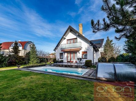 foto: 1 | Pronájem - dům/vila, 253 m²