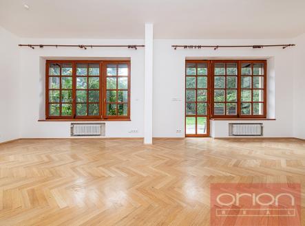 foto: 2 | Pronájem - dům/vila, 316 m²