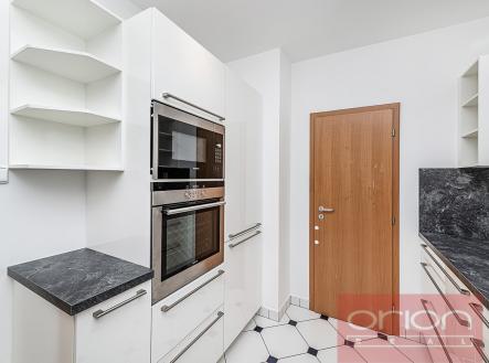 foto: 4 | Pronájem - dům/vila, 312 m²