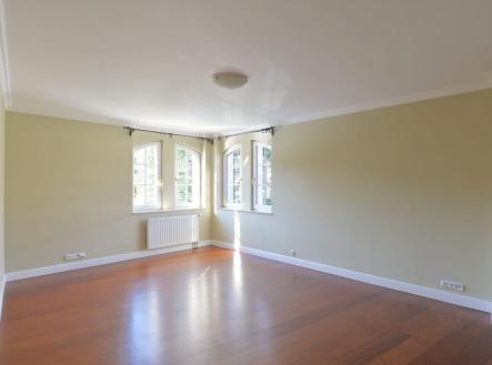 foto: 4 | Pronájem - dům/vila, 300 m²