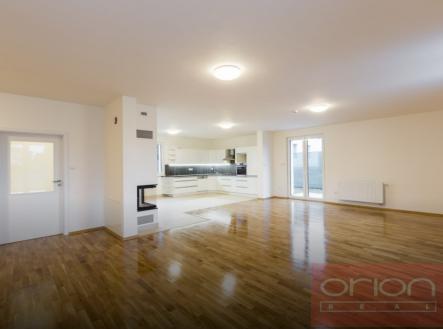 foto: 4 | Pronájem - dům/vila, 300 m²