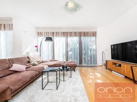 foto: 4 | Pronájem - dům/vila, 289 m²