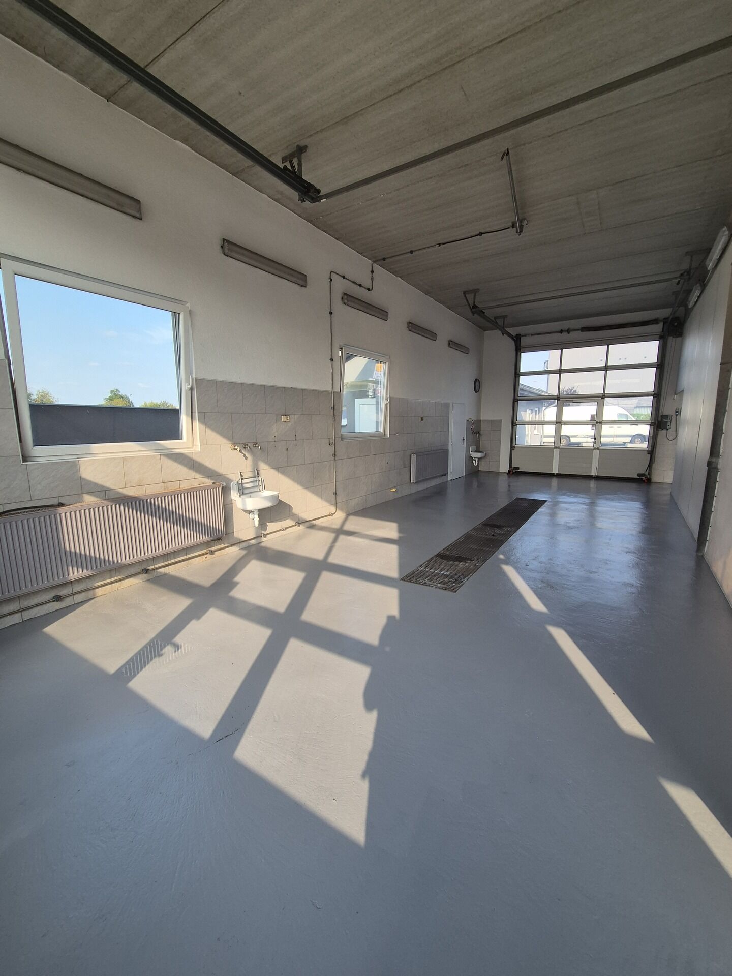 Pronájem prostoru k podnikání 147m2, Kladno - Rozdělov