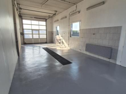 Pronájem - komerční objekt, jiný, 147 m²