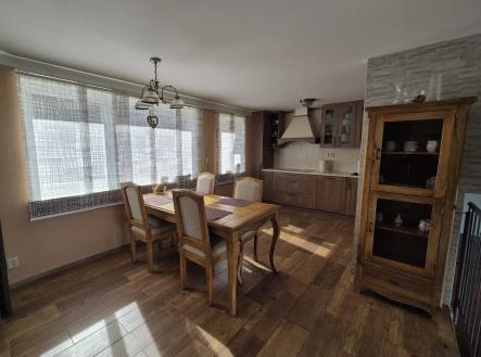 Prodej - dům/vila, 166 m²