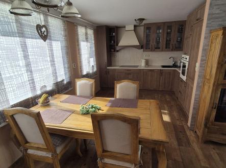 Prodej - dům/vila, 166 m²