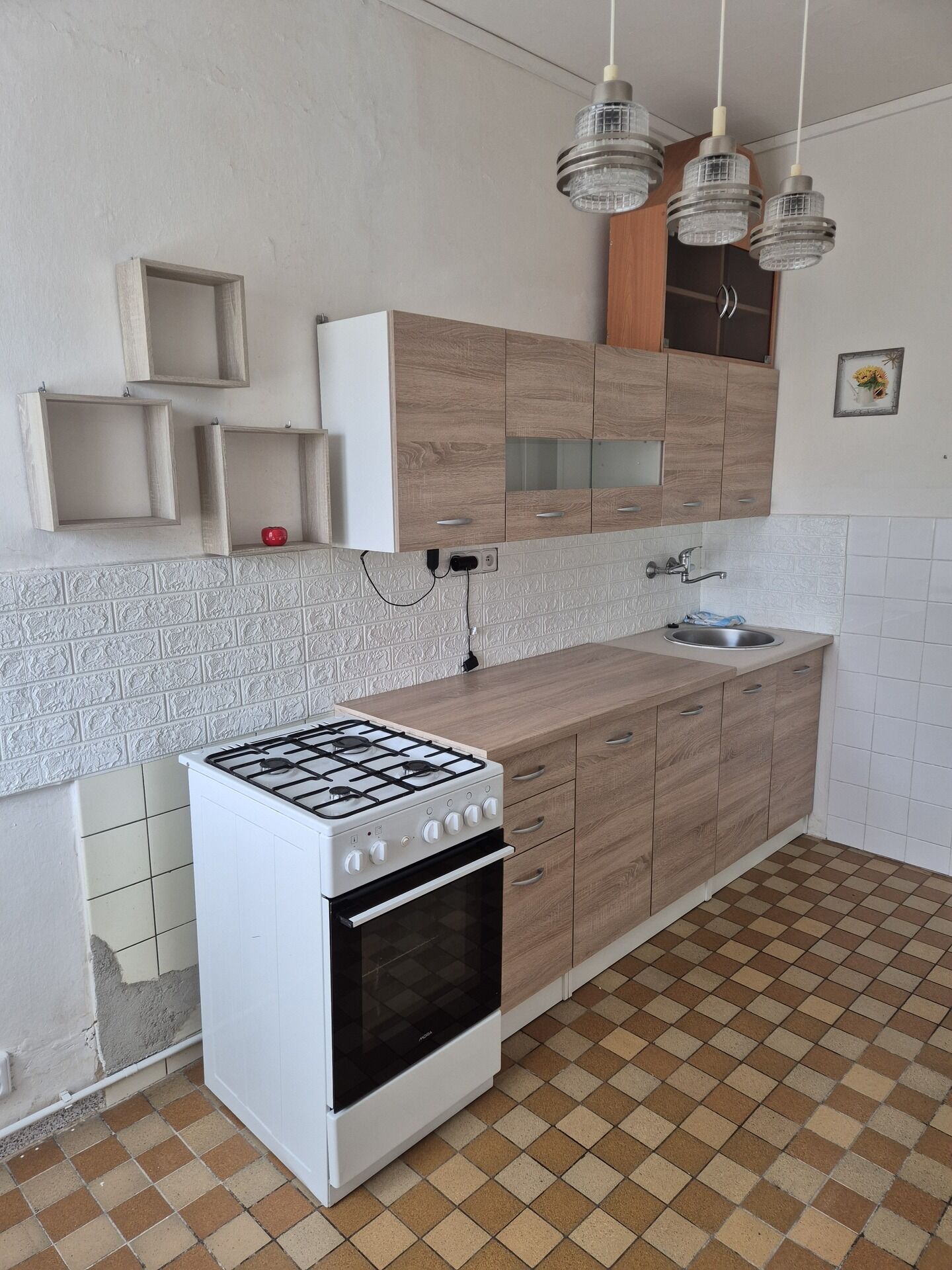 Pronájem bytu 2+1 v Kladně, ul. Vítězná, 57m2