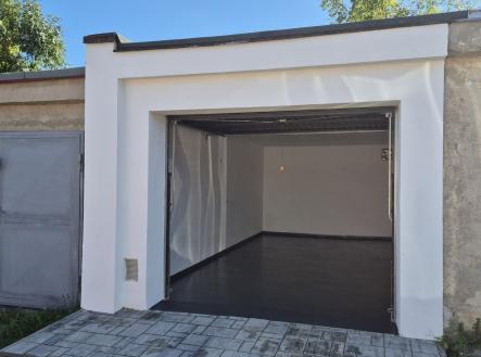 Prodej - malý objekt/garáž