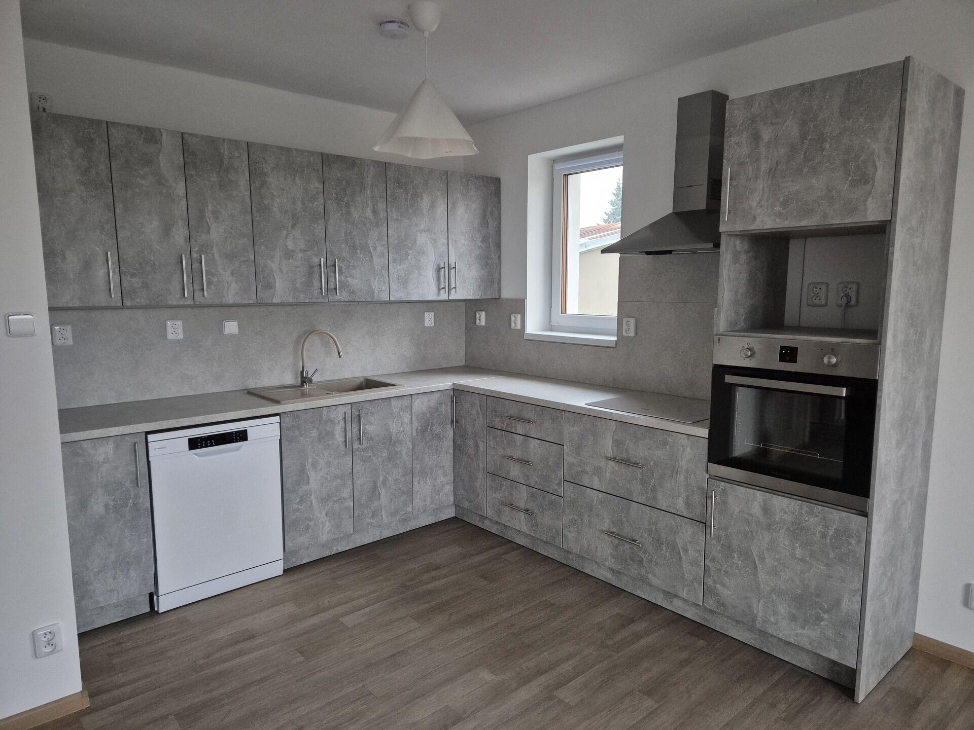 Byt 4+kk Stochov, novostavba, 99 m², se zahrádkou a parkovacím stáním