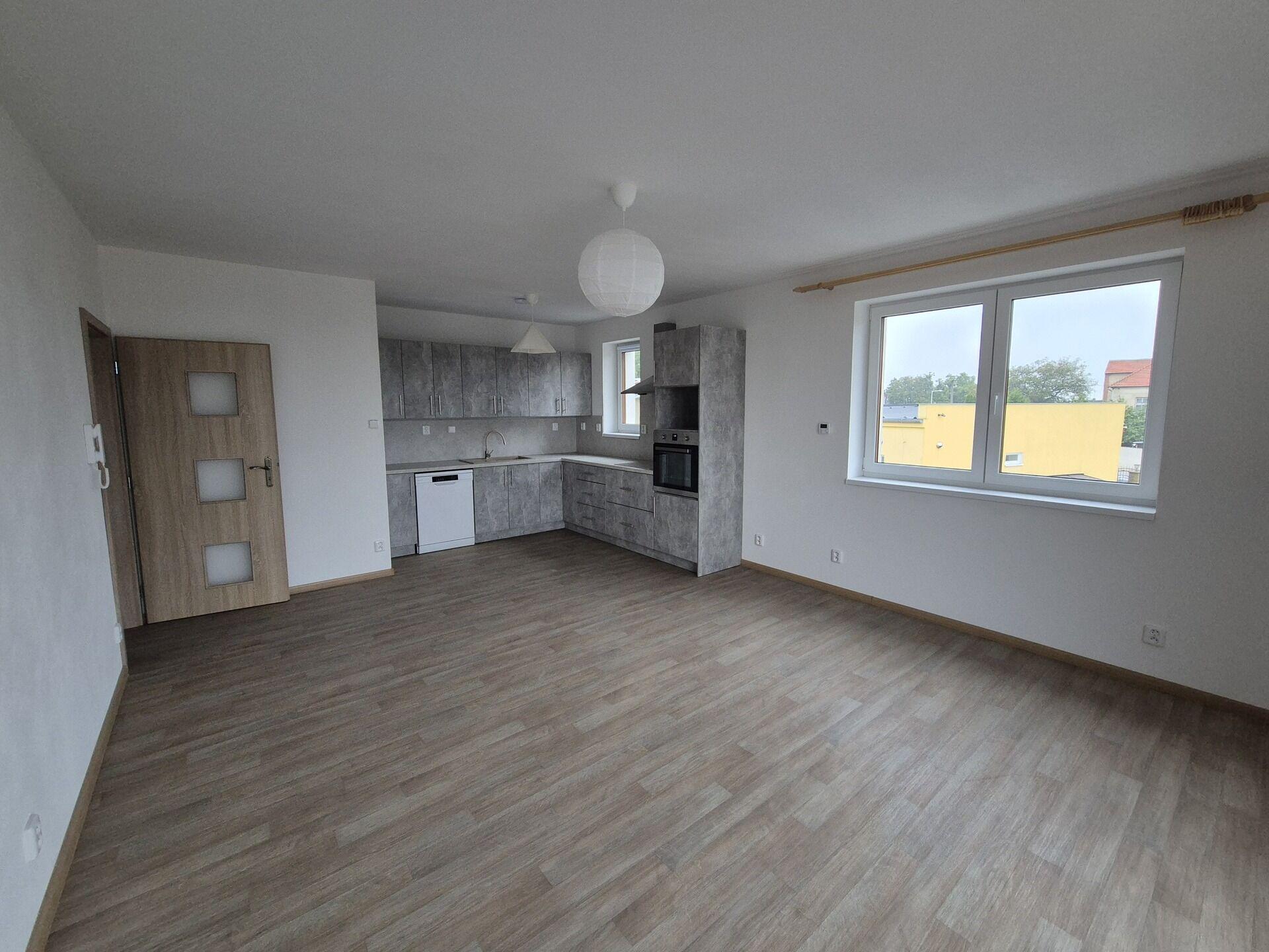 Byt 4+kk Stochov, novostavba, 99 m², se zahrádkou a parkovacím stáním
