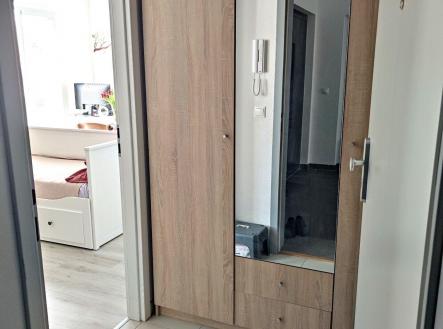 Pronájem bytu, 2+kk, 41 m²