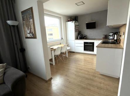 Pronájem bytu, 4+1, 79 m²