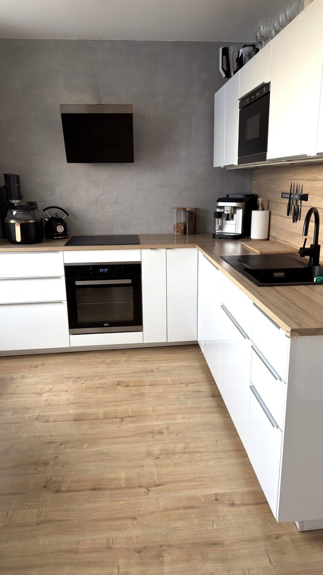 Pronájem bytu 4+1 s lodžií, Na Vyhaslém, Kladno