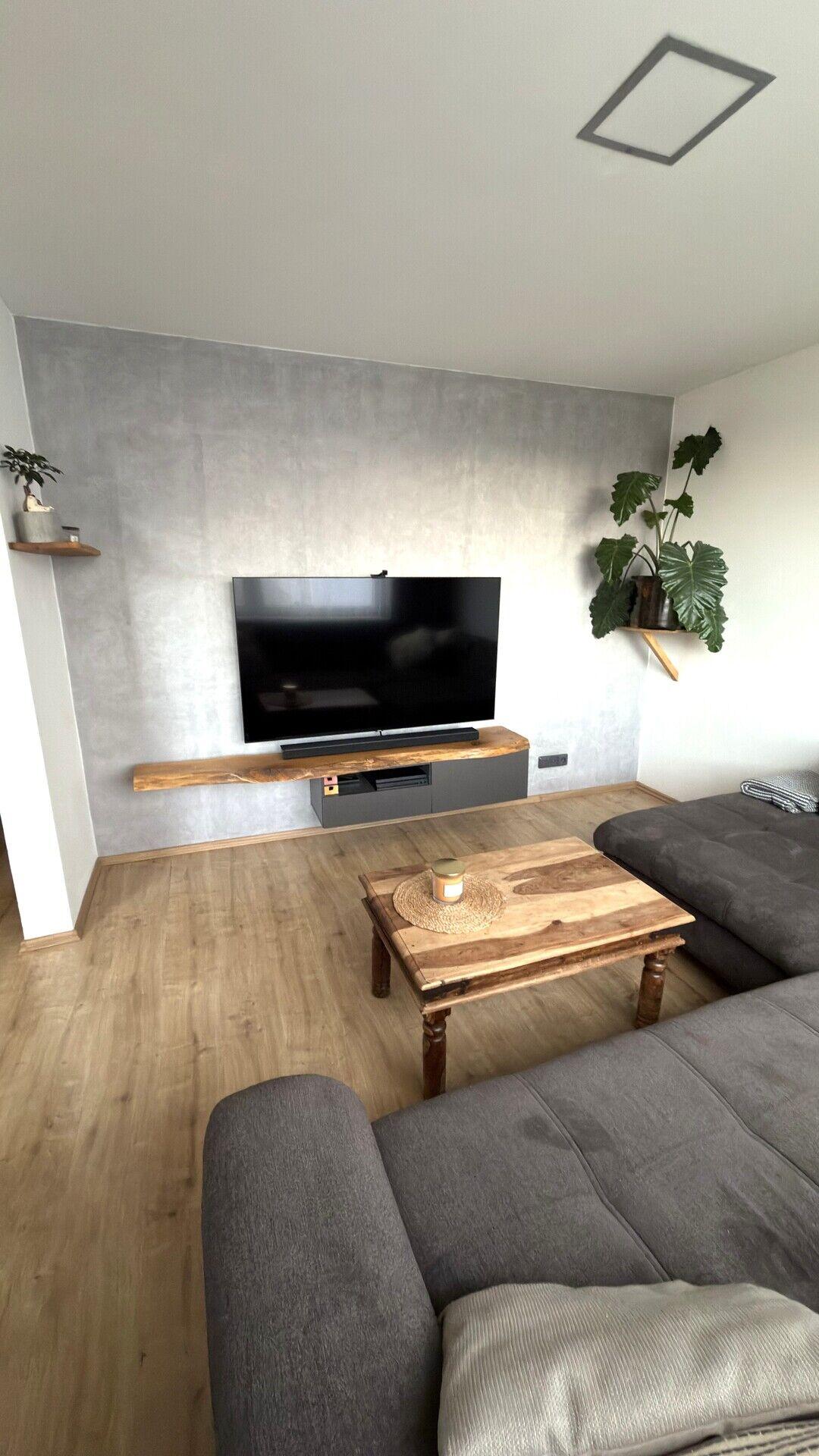 Pronájem bytu 4+1 s lodžií, Na Vyhaslém, Kladno