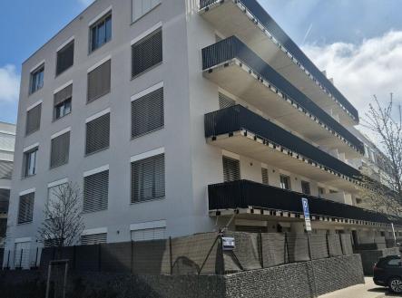 Pronájem bytu, 2+kk, 42 m²