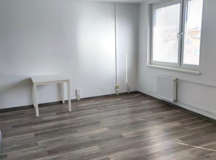 Pronájem bytu, 1+kk, 34 m²