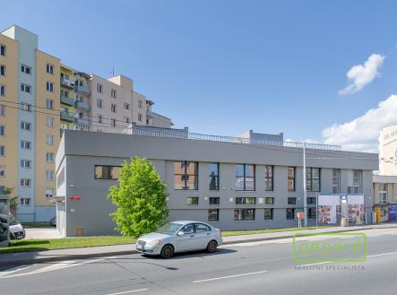 komrcni-objekt-2.jpg | Prodej - obchodní prostor, 1 032 m²