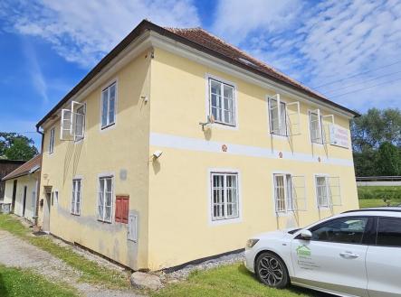 Prodej - obchodní prostor, 270 m² obrázek